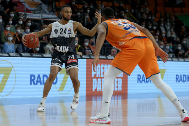 6年米兰冬 6年米兰冬