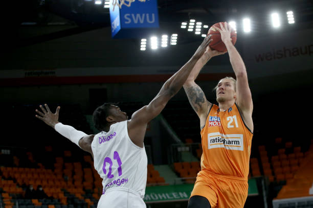 战术支持 战术支持