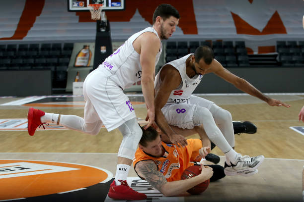 球员如何在 球员如何在